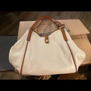 Beige/brown Tommy Hilfiger purse